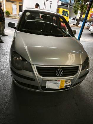 VOLKSWAGEN POLO SEDAN 1.6 MI 8V FLEX 4P MANUAL